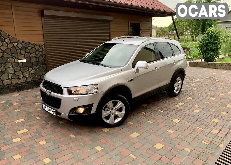 Позашляховик / Кросовер Chevrolet Captiva 2012 2.23 л. Автомат обл. Житомирська, Звягель - Фото 1/21