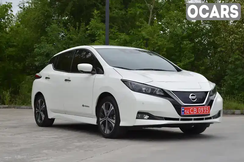 Хэтчбек Nissan Leaf 2018 null_content л. Автомат обл. Львовская, Львов - Фото 1/21