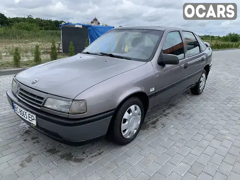 Лифтбек Opel Vectra 1992 1.6 л. Ручная / Механика обл. Львовская, Золочев - Фото 1/8