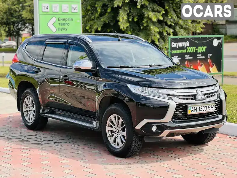 Внедорожник / Кроссовер Mitsubishi Pajero Sport 2016 2.44 л. Ручная / Механика обл. Житомирская, Коростень - Фото 1/18