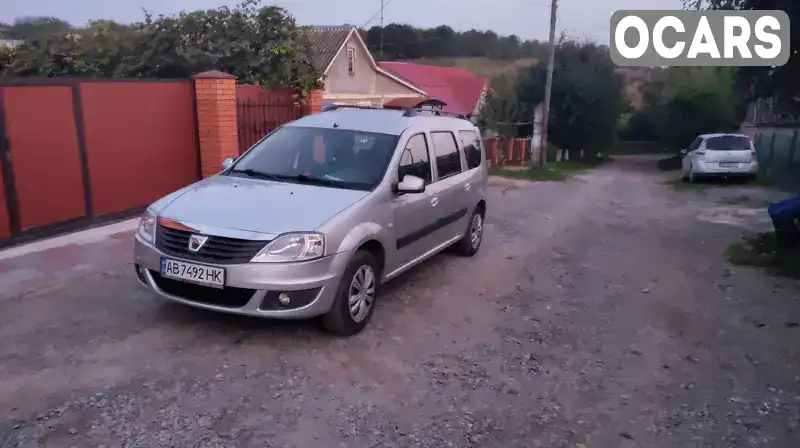 Седан Dacia Logan 2012 1.6 л. обл. Вінницька, Вінниця - Фото 1/7