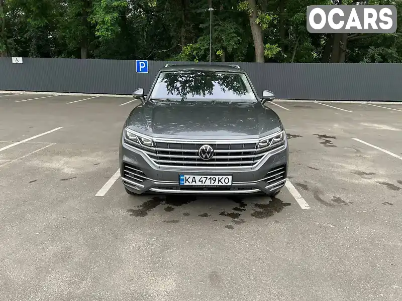 Позашляховик / Кросовер Volkswagen Touareg 2022 2.99 л. Автомат обл. Київська, Київ - Фото 1/21