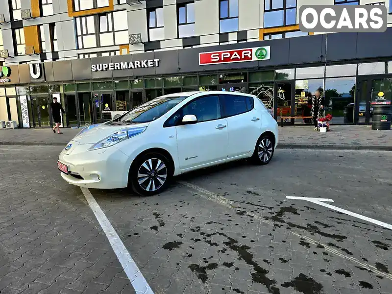 Хэтчбек Nissan Leaf 2016 null_content л. обл. Волынская, Луцк - Фото 1/21