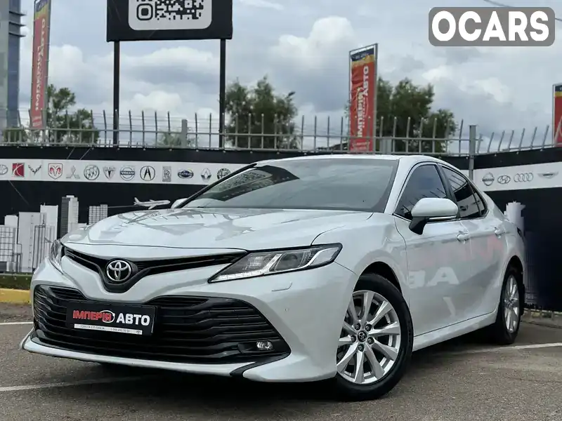 Седан Toyota Camry 2019 2.5 л. Автомат обл. Київська, Київ - Фото 1/21