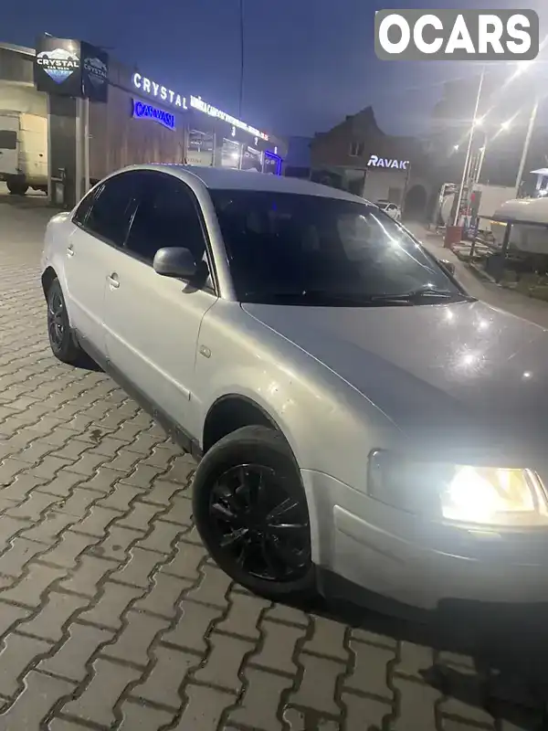 Седан Volkswagen Passat 2000 2.5 л. Ручна / Механіка обл. Тернопільська, Тернопіль - Фото 1/10