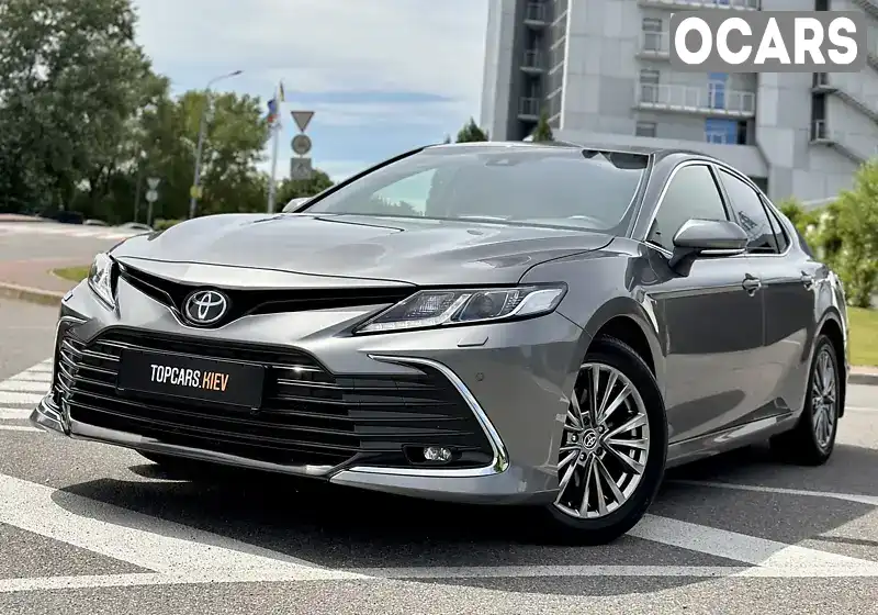 Седан Toyota Camry 2021 2.5 л. Автомат обл. Київська, Київ - Фото 1/21