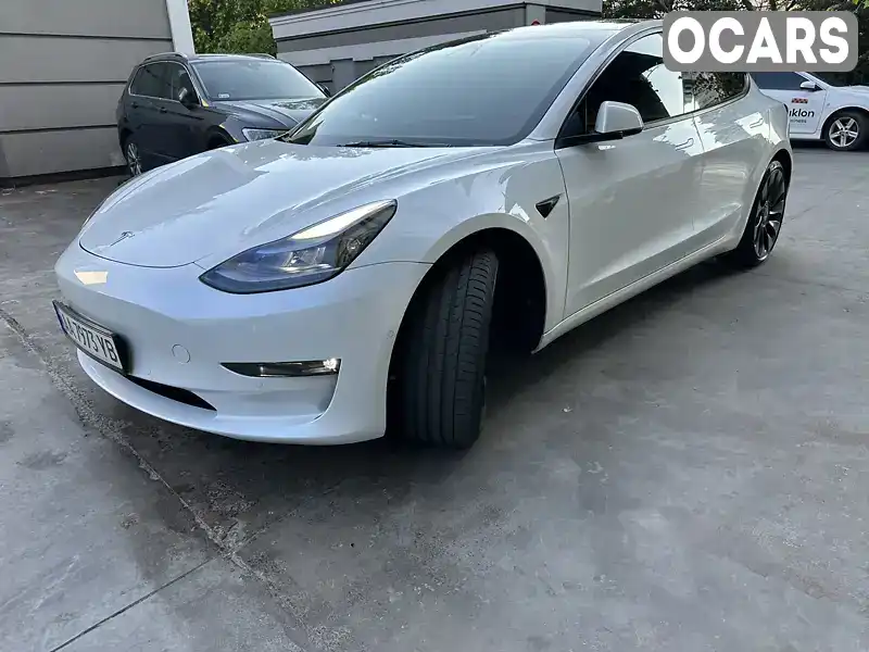 Седан Tesla Model 3 2023 null_content л. обл. Киевская, Киев - Фото 1/15