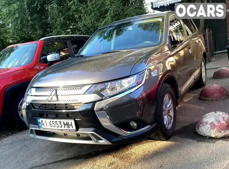 Внедорожник / Кроссовер Mitsubishi Outlander 2020 2 л. Автомат обл. Киевская, Макаров - Фото 1/10