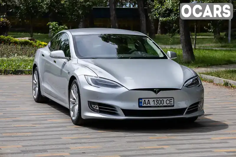 Ліфтбек Tesla Model S 2017 null_content л. обл. Київська, Київ - Фото 1/21