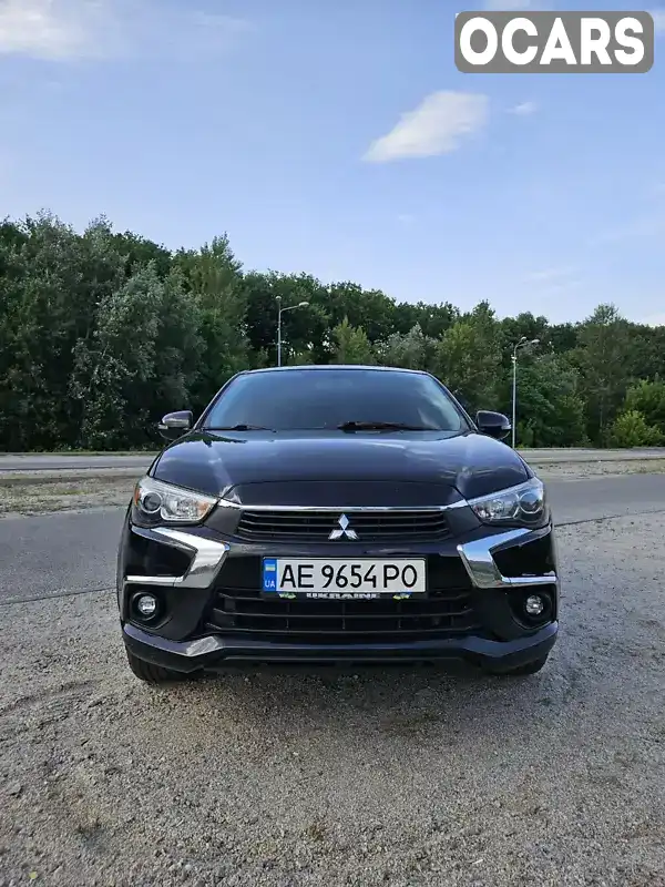 Позашляховик / Кросовер Mitsubishi Outlander Sport 2017 2.36 л. Варіатор обл. Дніпропетровська, Дніпро (Дніпропетровськ) - Фото 1/15