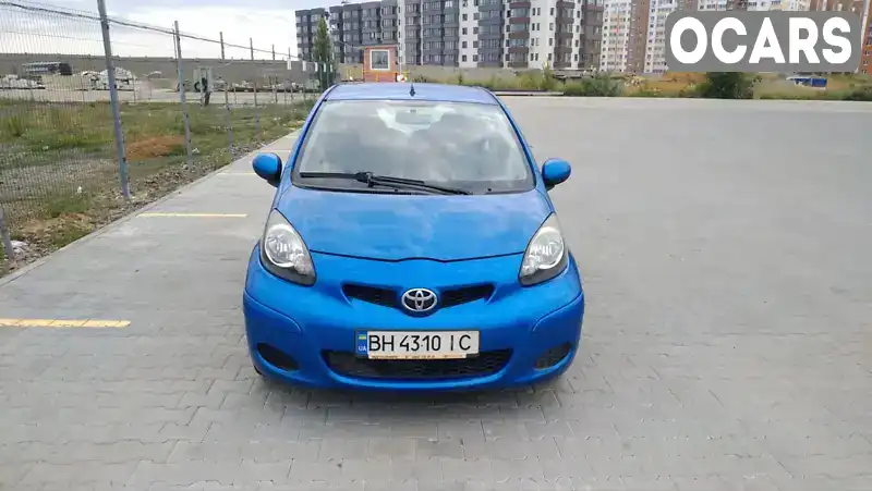 Хетчбек Toyota Aygo 2010 1 л. Ручна / Механіка обл. Одеська, Одеса - Фото 1/15