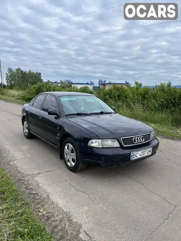 Седан Audi A4 1995 1.6 л. Ручная / Механика обл. Львовская, Дрогобыч - Фото 1/10