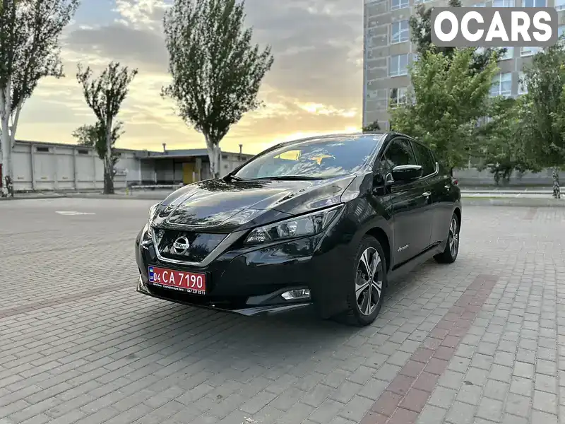 Хетчбек Nissan Leaf 2019 null_content л. обл. Дніпропетровська, Дніпро (Дніпропетровськ) - Фото 1/20