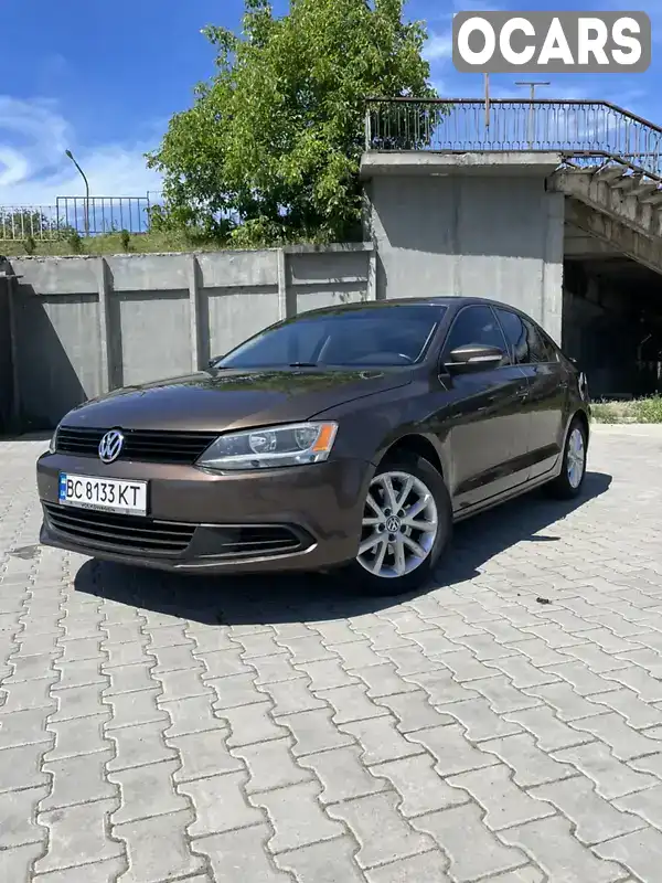 Седан Volkswagen Jetta 2011 2.48 л. Автомат обл. Львівська, Дрогобич - Фото 1/21