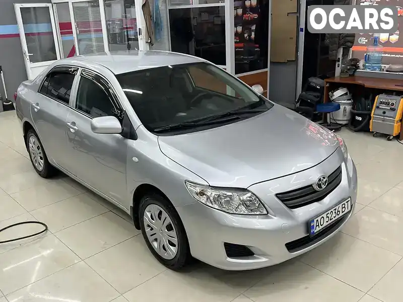 Седан Toyota Corolla 2008 1.6 л. Ручная / Механика обл. Закарпатская, Ужгород - Фото 1/21