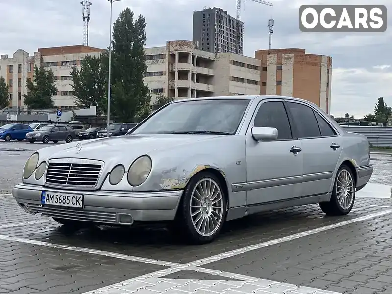 Седан Mercedes-Benz E-Class 1998 2.8 л. Ручная / Механика обл. Киевская, Киев - Фото 1/21