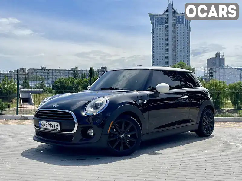 Хэтчбек MINI Hatch 2016 1.5 л. Автомат обл. Киевская, Киев - Фото 1/21