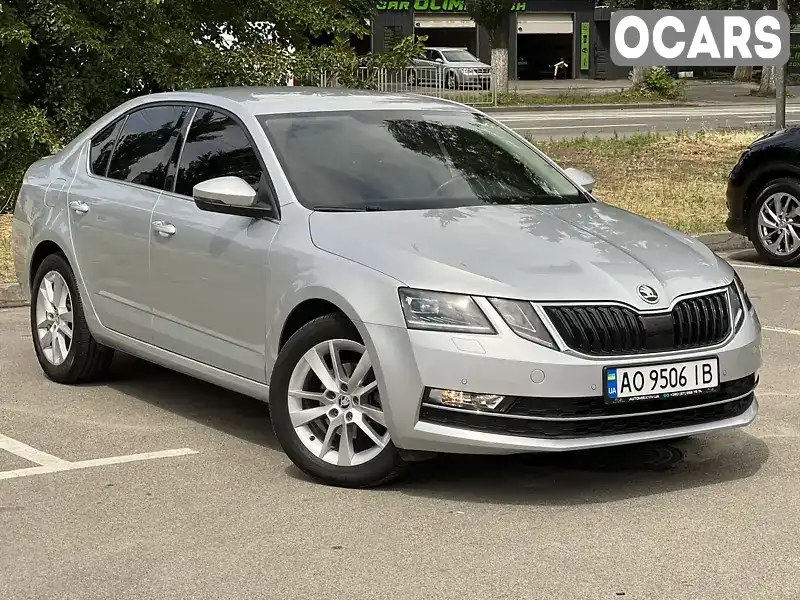 Ліфтбек Skoda Octavia 2019 2 л. Автомат обл. Київська, Київ - Фото 1/21