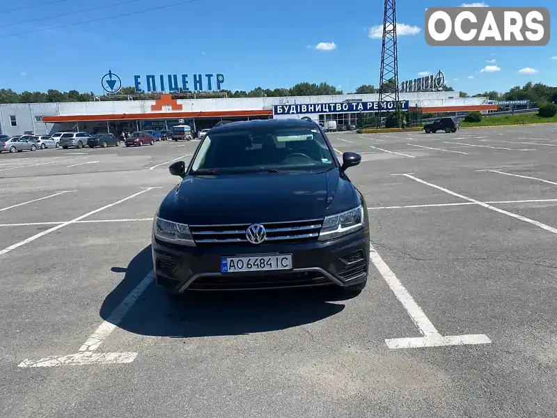 Позашляховик / Кросовер Volkswagen Tiguan 2018 1.98 л. Автомат обл. Закарпатська, Ужгород - Фото 1/16