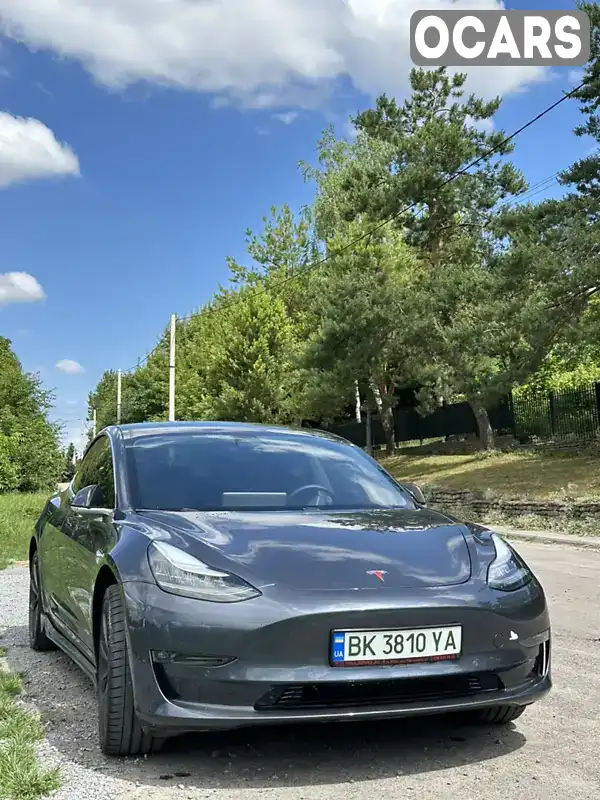Седан Tesla Model 3 2019 null_content л. обл. Рівненська, Рівне - Фото 1/7