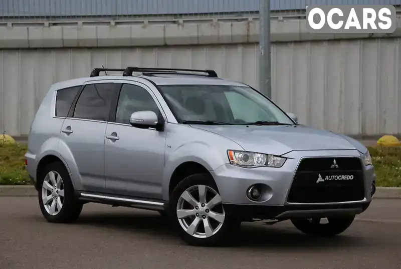 Позашляховик / Кросовер Mitsubishi Outlander 2011 3 л. обл. Київська, Київ - Фото 1/21