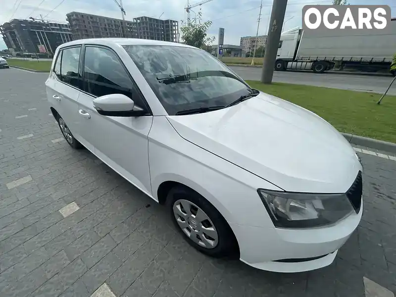 Хэтчбек Skoda Fabia 2015 1.2 л. Ручная / Механика обл. Закарпатская, Ужгород - Фото 1/8