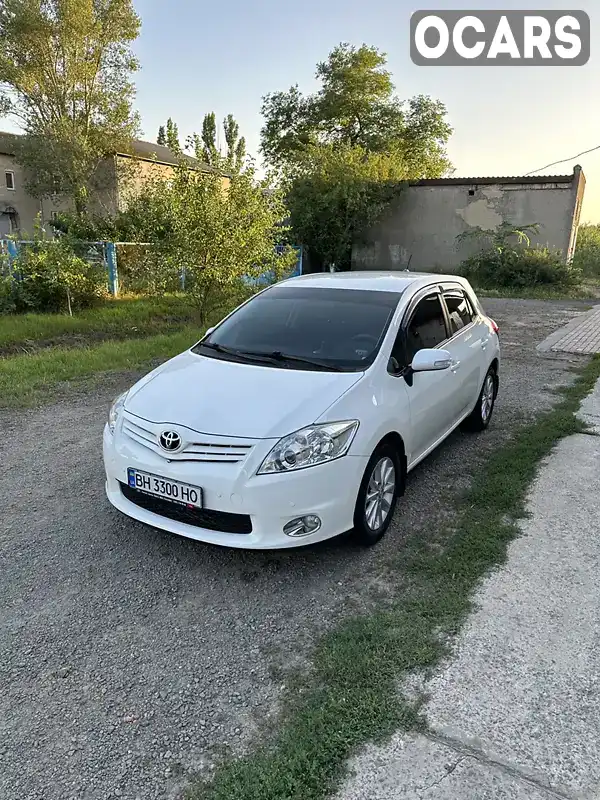 Хэтчбек Toyota Auris 2011 1.6 л. Автомат обл. Одесская, Белгород-Днестровский - Фото 1/21