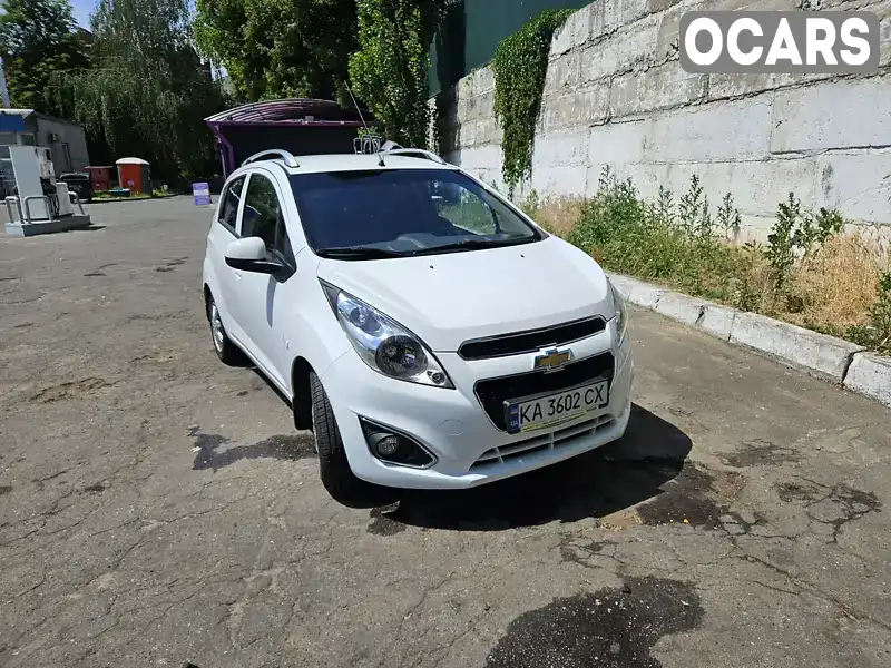 Хэтчбек Chevrolet Spark 2021 1.25 л. Автомат обл. Киевская, Киев - Фото 1/7