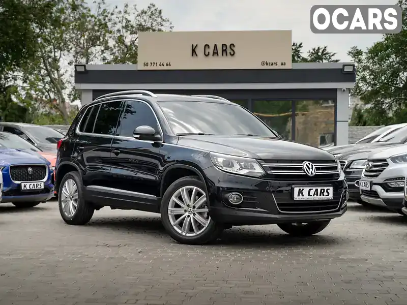 Внедорожник / Кроссовер Volkswagen Tiguan 2015 2 л. Автомат обл. Одесская, Одесса - Фото 1/21