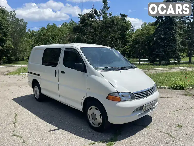 Мінівен Toyota Hiace 2003 2.5 л. Ручна / Механіка обл. Одеська, Одеса - Фото 1/20