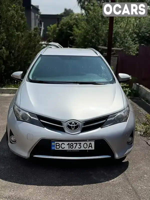 Универсал Toyota Auris 2013 null_content л. обл. Львовская, Львов - Фото 1/11