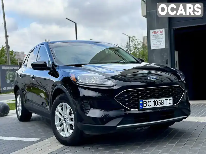 Позашляховик / Кросовер Ford Escape 2021 1.5 л. Автомат обл. Львівська, Львів - Фото 1/21