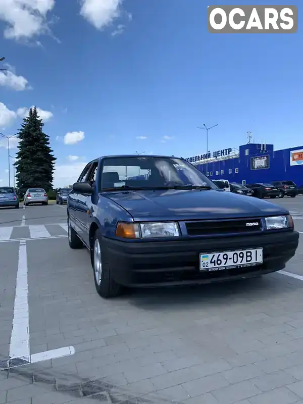Седан Mazda 323 1990 1.3 л. Ручна / Механіка обл. Вінницька, Вінниця - Фото 1/15