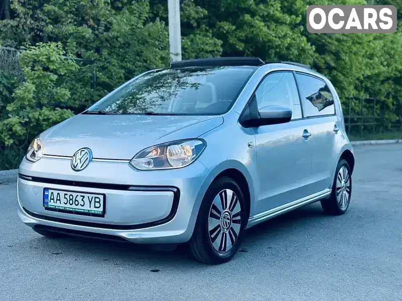 Хэтчбек Volkswagen E Up 2013 null_content л. Автомат обл. Киевская, Киев - Фото 1/21