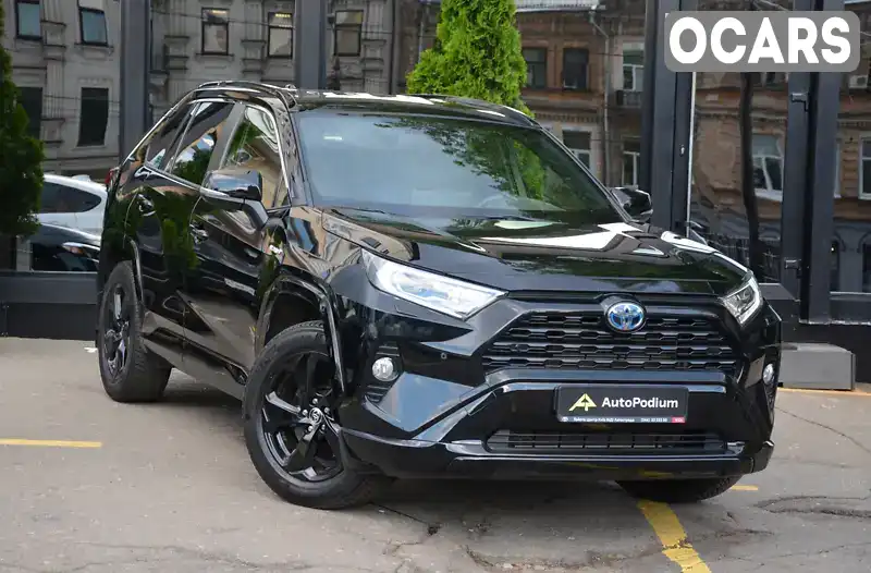 Позашляховик / Кросовер Toyota RAV4 2021 2.5 л. Варіатор обл. Київська, Київ - Фото 1/21