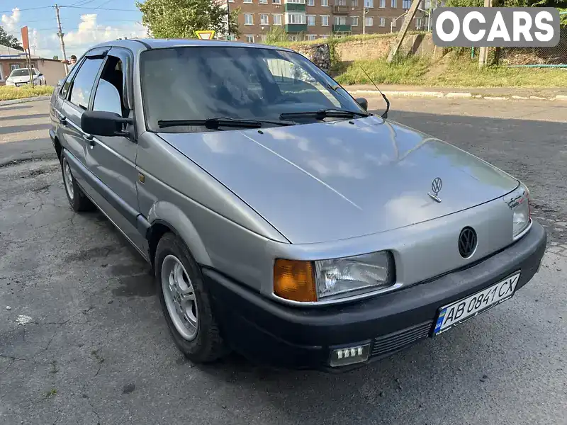 Седан Volkswagen Passat 1992 1.8 л. Ручна / Механіка обл. Вінницька, Гайсин - Фото 1/21