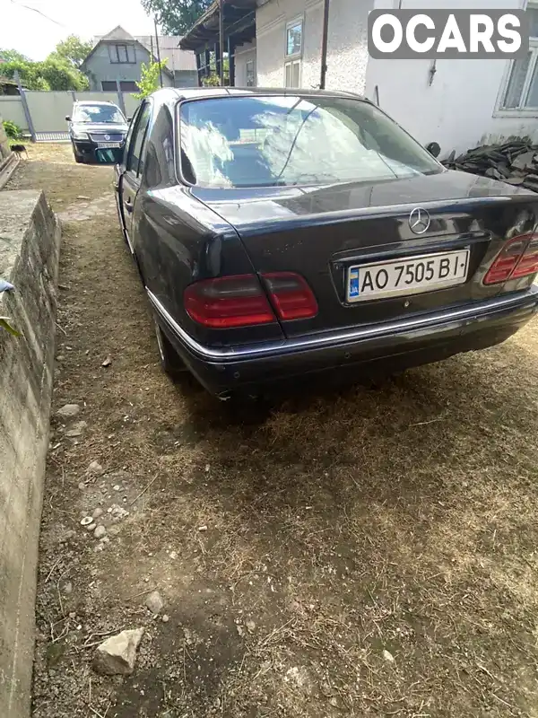 Седан Mercedes-Benz E-Class 1998 2.15 л. Автомат обл. Закарпатская, Иршава - Фото 1/8