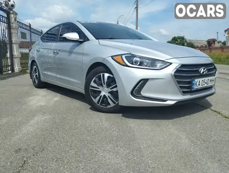 Седан Hyundai Elantra 2016 2 л. Автомат обл. Киевская, Макаров - Фото 1/15