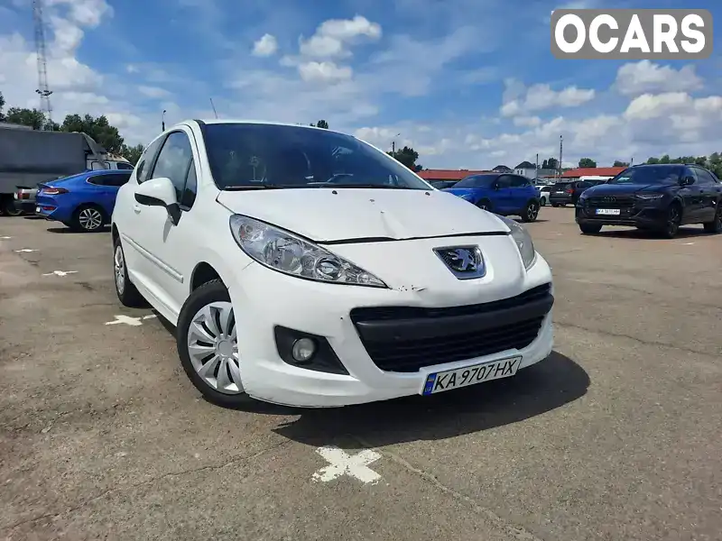 Хетчбек Peugeot 207 2012 1.36 л. Ручна / Механіка обл. Київська, Київ - Фото 1/21