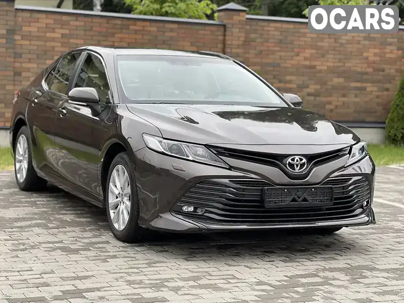 Седан Toyota Camry 2020 2.49 л. Автомат обл. Винницкая, Винница - Фото 1/21