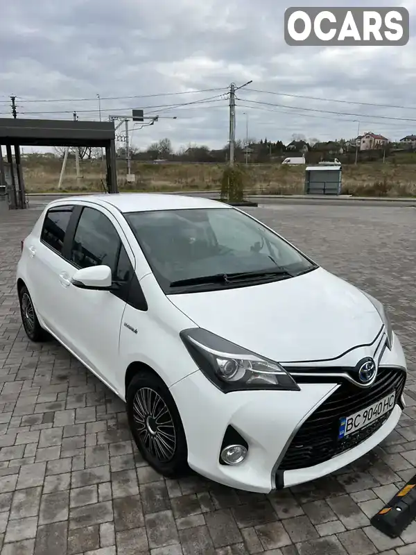 Хетчбек Toyota Yaris 2015 1.5 л. Автомат обл. Львівська, Львів - Фото 1/15