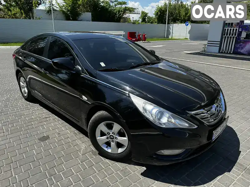 Седан Hyundai Sonata 2013 2 л. Автомат обл. Одесская, Одесса - Фото 1/21