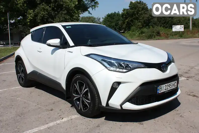 Позашляховик / Кросовер Toyota C-HR 2021 1.8 л. Автомат обл. Полтавська, Полтава - Фото 1/21