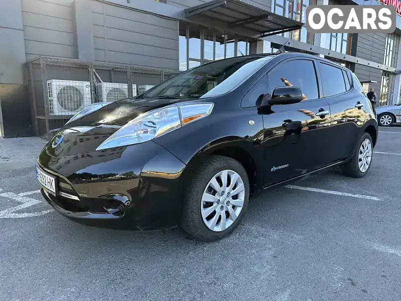 Хэтчбек Nissan Leaf 2015 null_content л. Автомат обл. Киевская, Киев - Фото 1/21