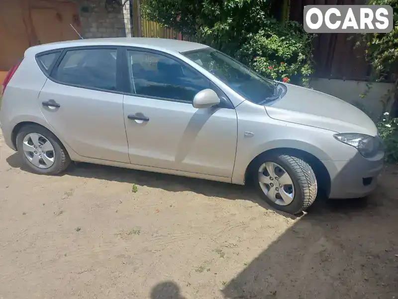 Хэтчбек Hyundai i30 2010 1.58 л. Ручная / Механика обл. Николаевская, Вознесенск - Фото 1/13