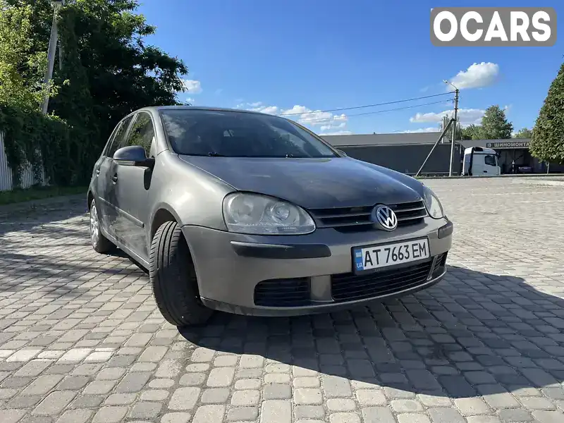 Хэтчбек Volkswagen Golf 2005 1.6 л. Ручная / Механика обл. Ивано-Франковская, Ивано-Франковск - Фото 1/20