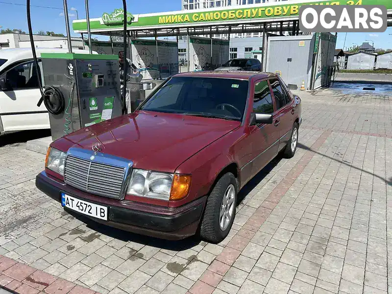 Седан Mercedes-Benz E-Class 1993 2 л. Ручная / Механика обл. Ивано-Франковская, Ивано-Франковск - Фото 1/21