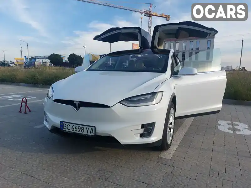 Позашляховик / Кросовер Tesla Model X 2016 null_content л. обл. Львівська, Львів - Фото 1/15