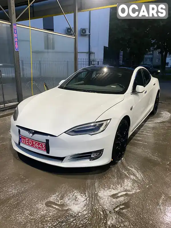Лифтбек Tesla Model S 2018 null_content л. Автомат обл. Киевская, Киев - Фото 1/5