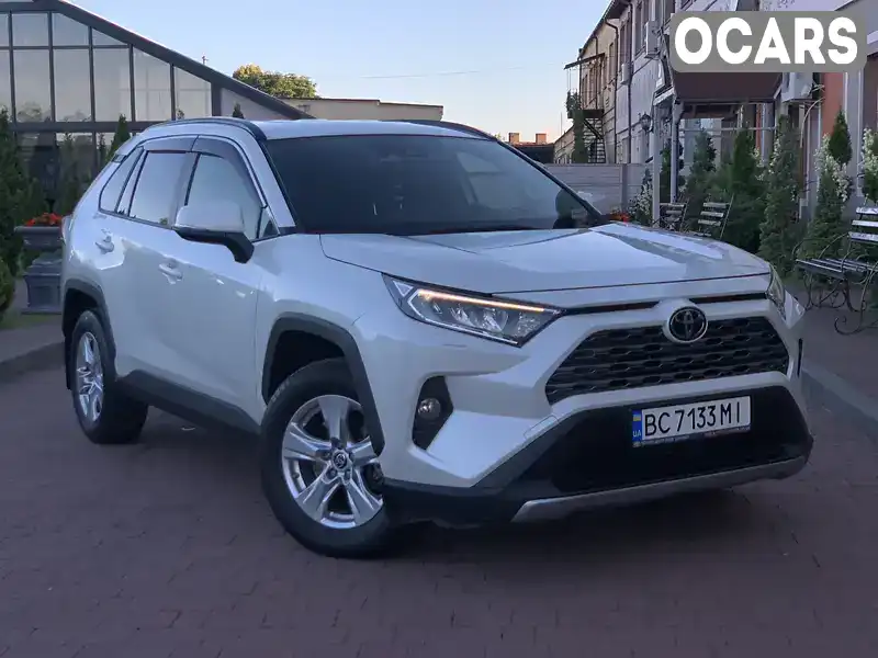 Позашляховик / Кросовер Toyota RAV4 2021 2 л. Автомат обл. Львівська, Стрий - Фото 1/21